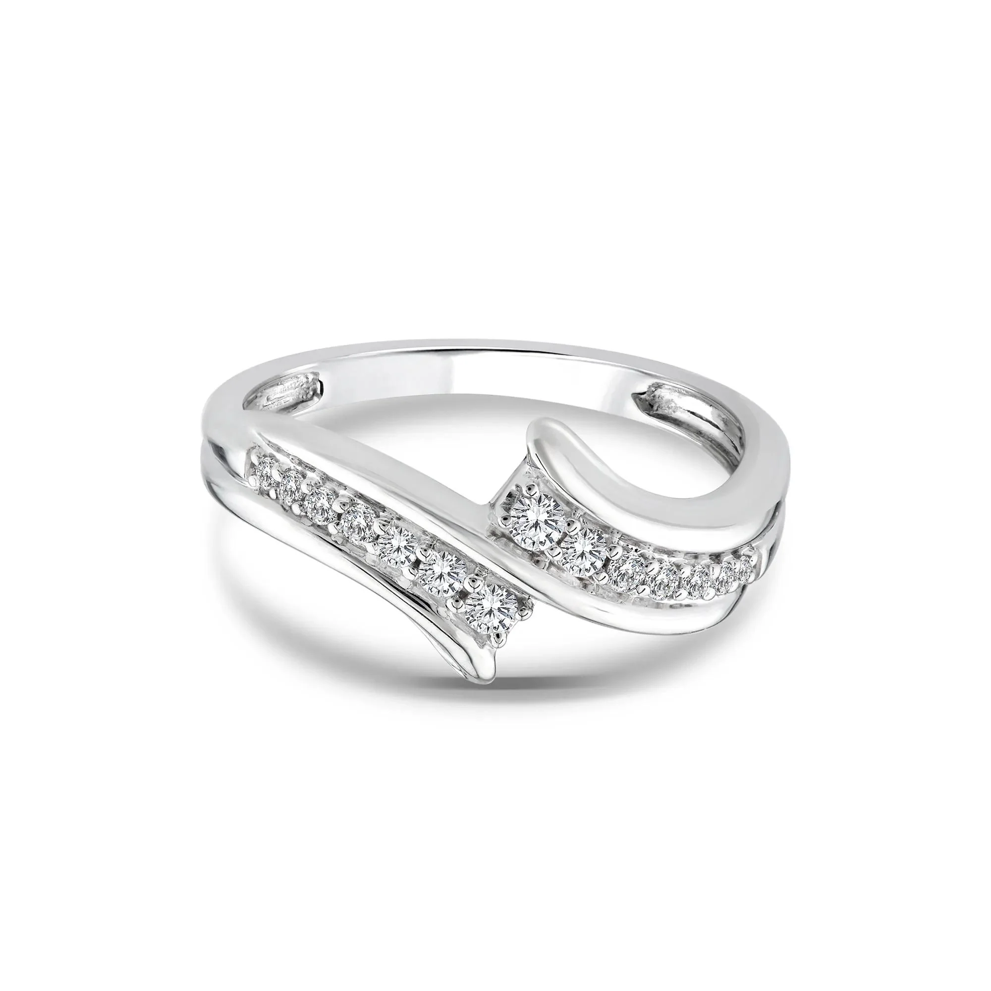 1/5 CT. Tw. Diamond Bypass Ring 10K White Gold Size 7 1.5mm