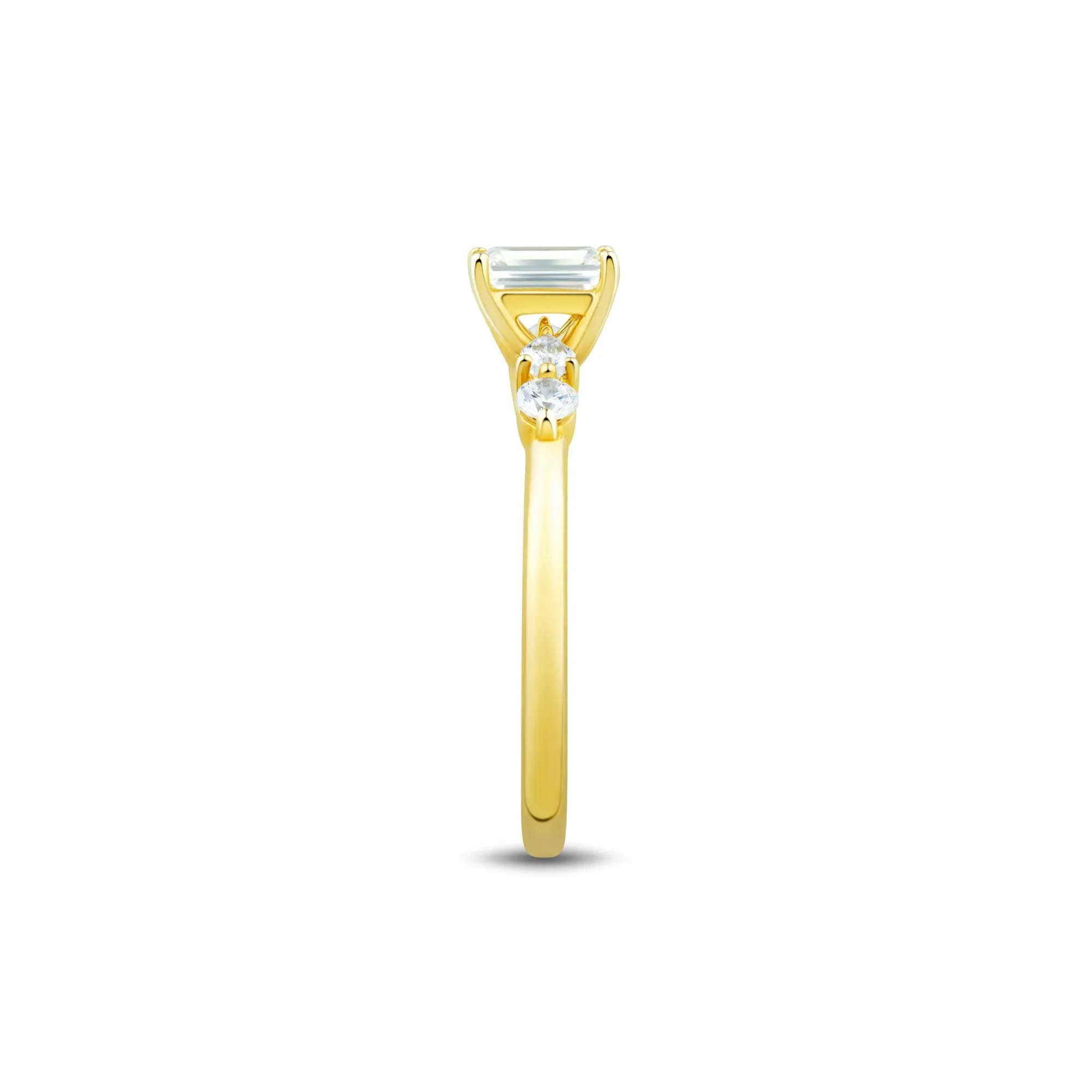 3/4 CT. Tw. Emerald-Cut Diamond Engagement Ring 14K Yellow Gold Round Brilliant Cut Size 7.5 1mm - Image 3