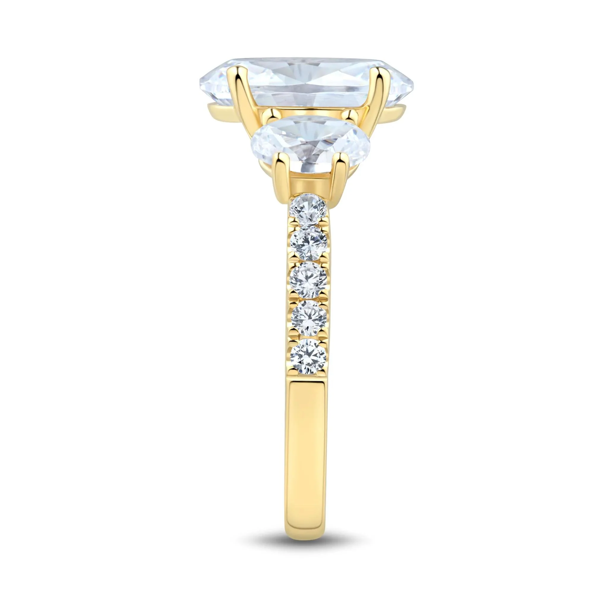 4 1/4 CT. Tw. Lab Grown Diamond Three-Stone Engagement Ring 14K Yellow Gold Round Brilliant Cut Size 8.5 1.5mm - Image 3