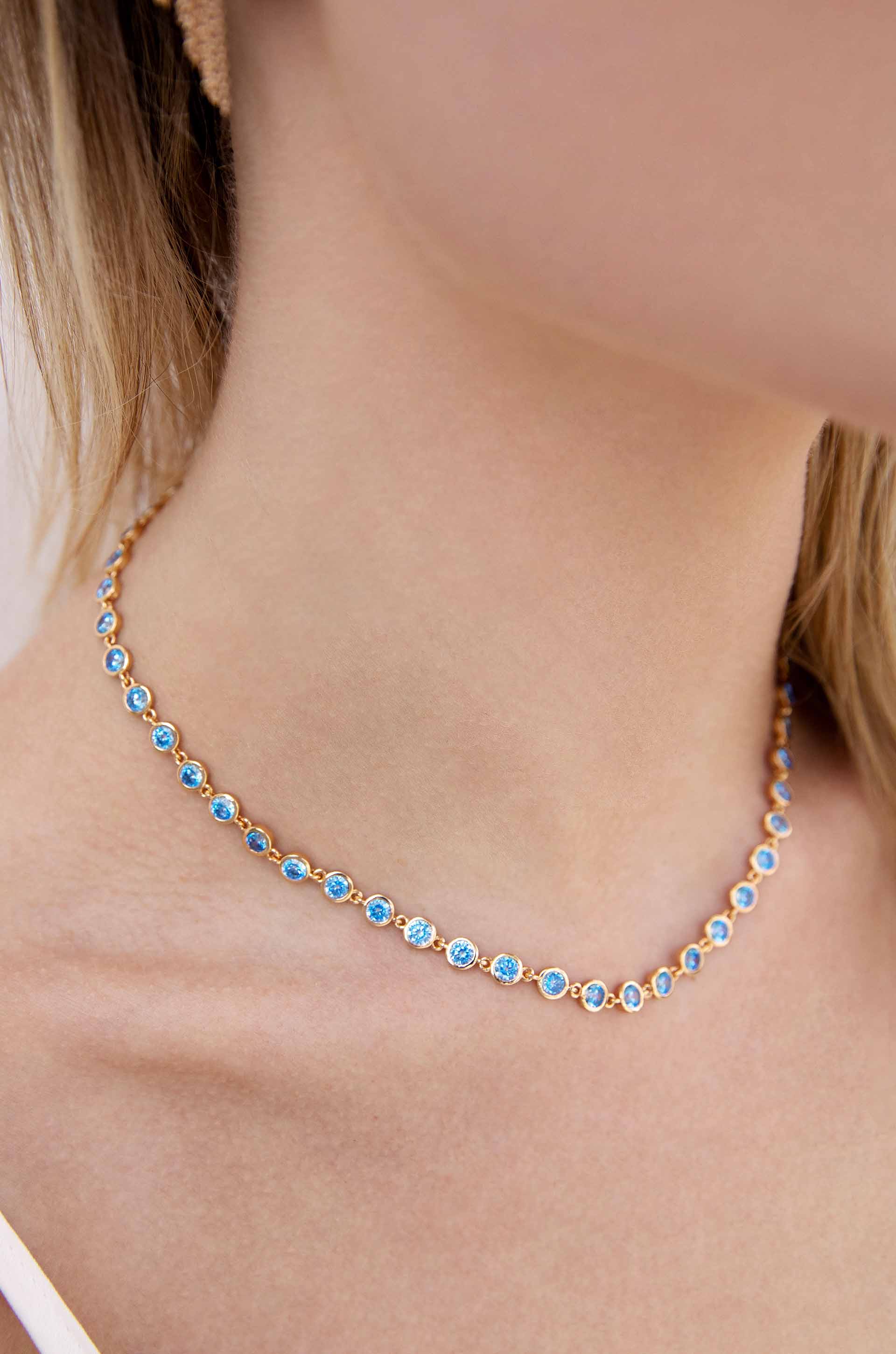 Crystal Disc and Link Necklace - Image 6