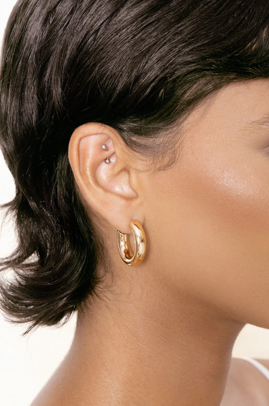 Small Thick Classic Hoops - Image 2