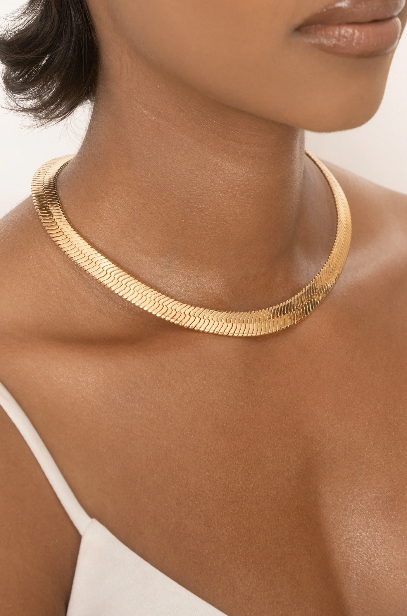 Snake Smooth Herringbone Chain Necklace - Image 2