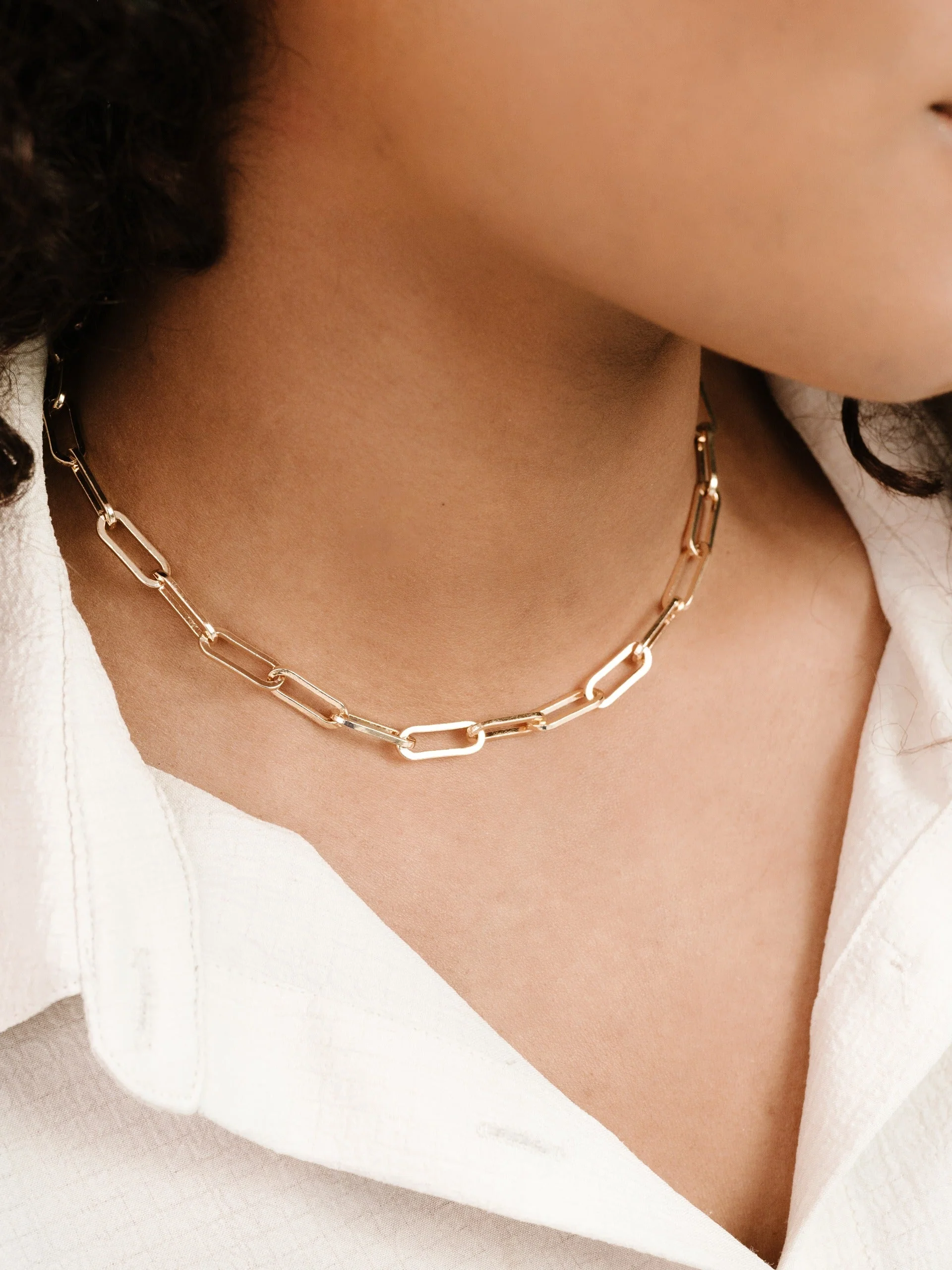 Interlinked Chain Necklace - Image 2