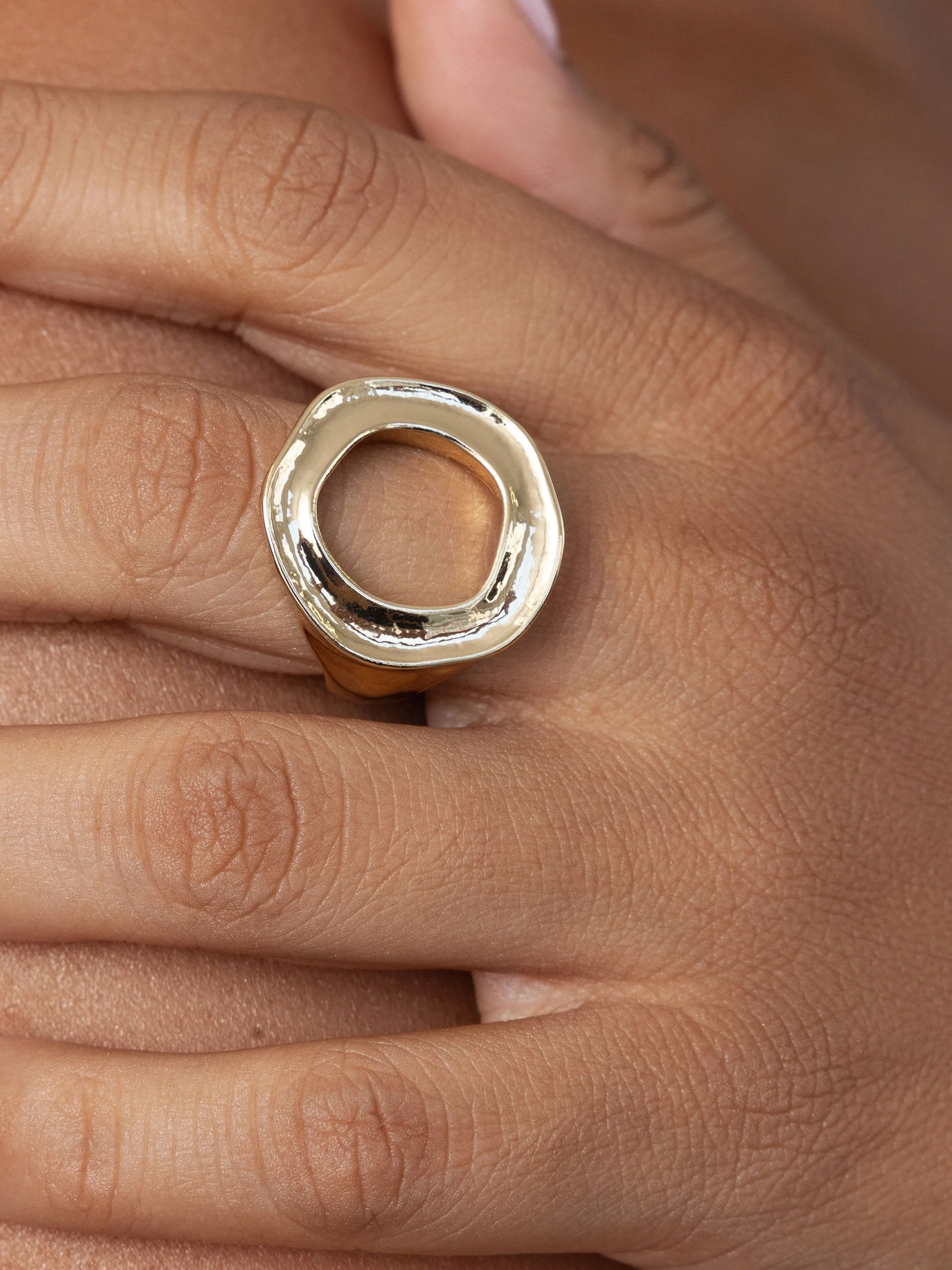 Open Circle Ring - Image 4