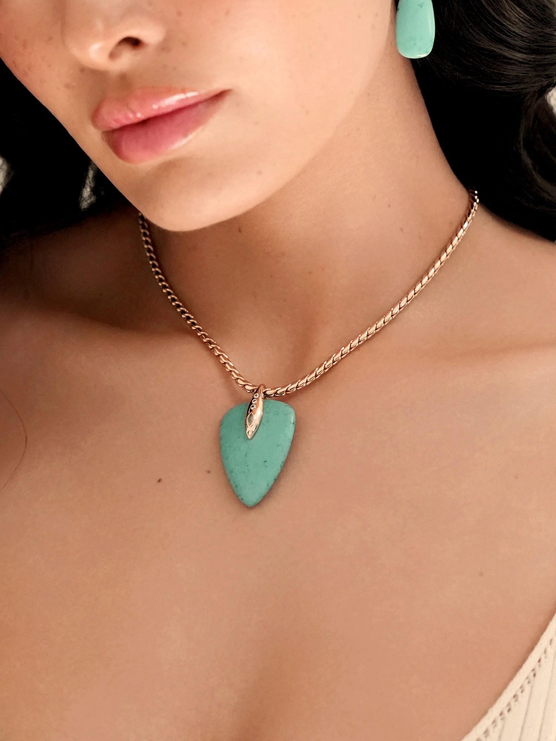Turquoise Solstice Pendant Choker - Image 2