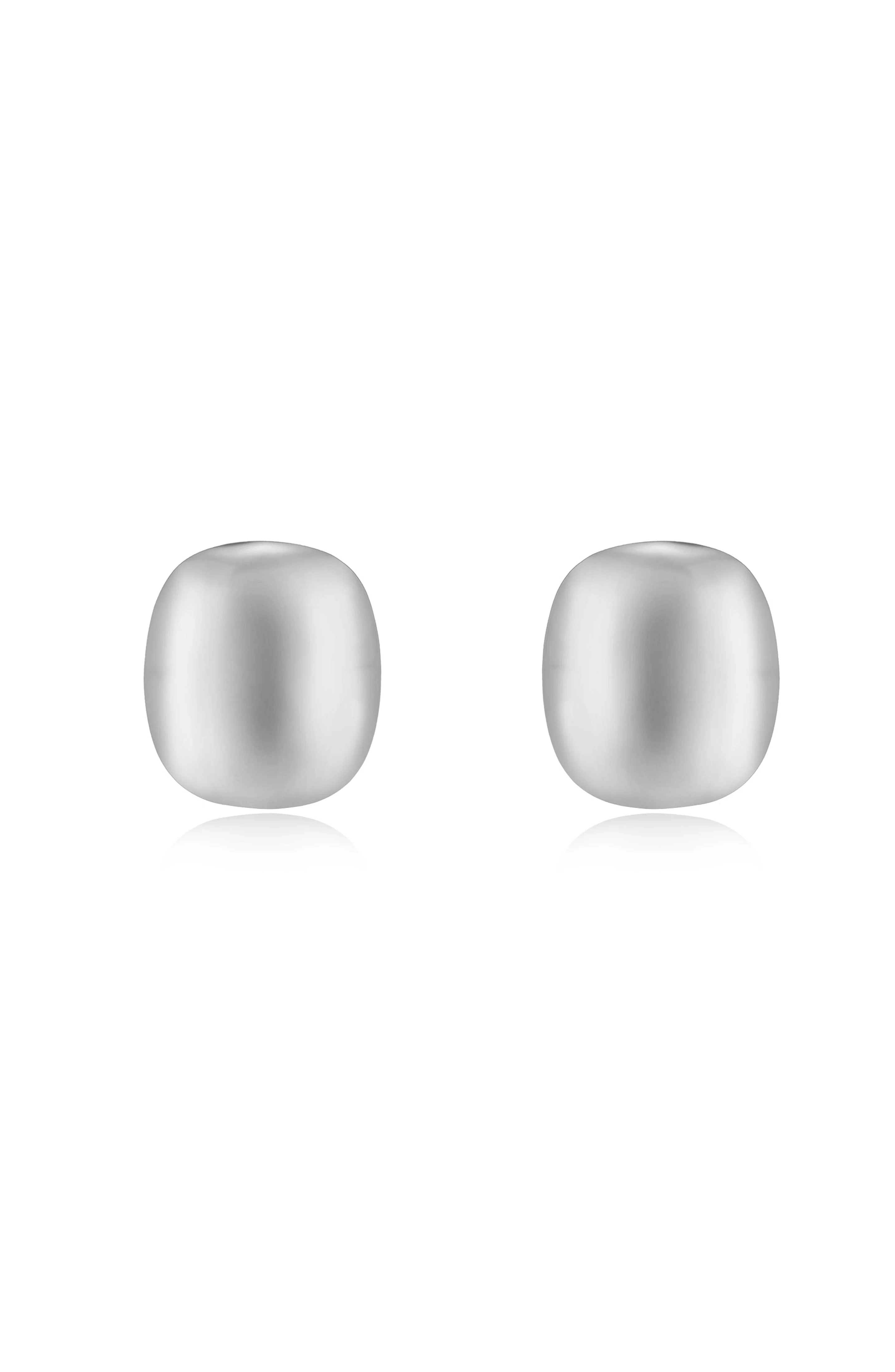 Minimal Curved Square Stud Earrings - Image 11