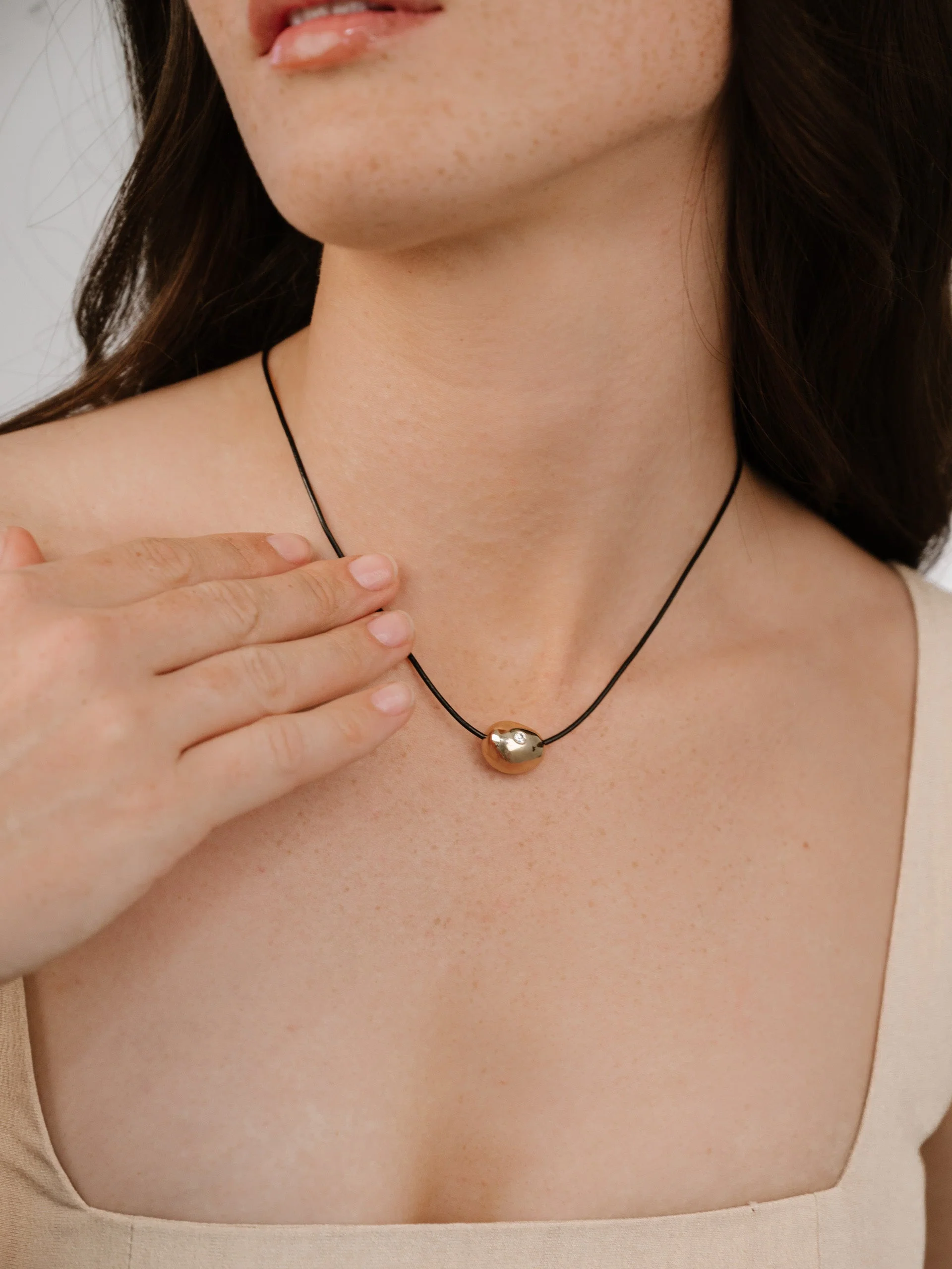 Polished Pebble Leather Pendant Necklace - Image 12
