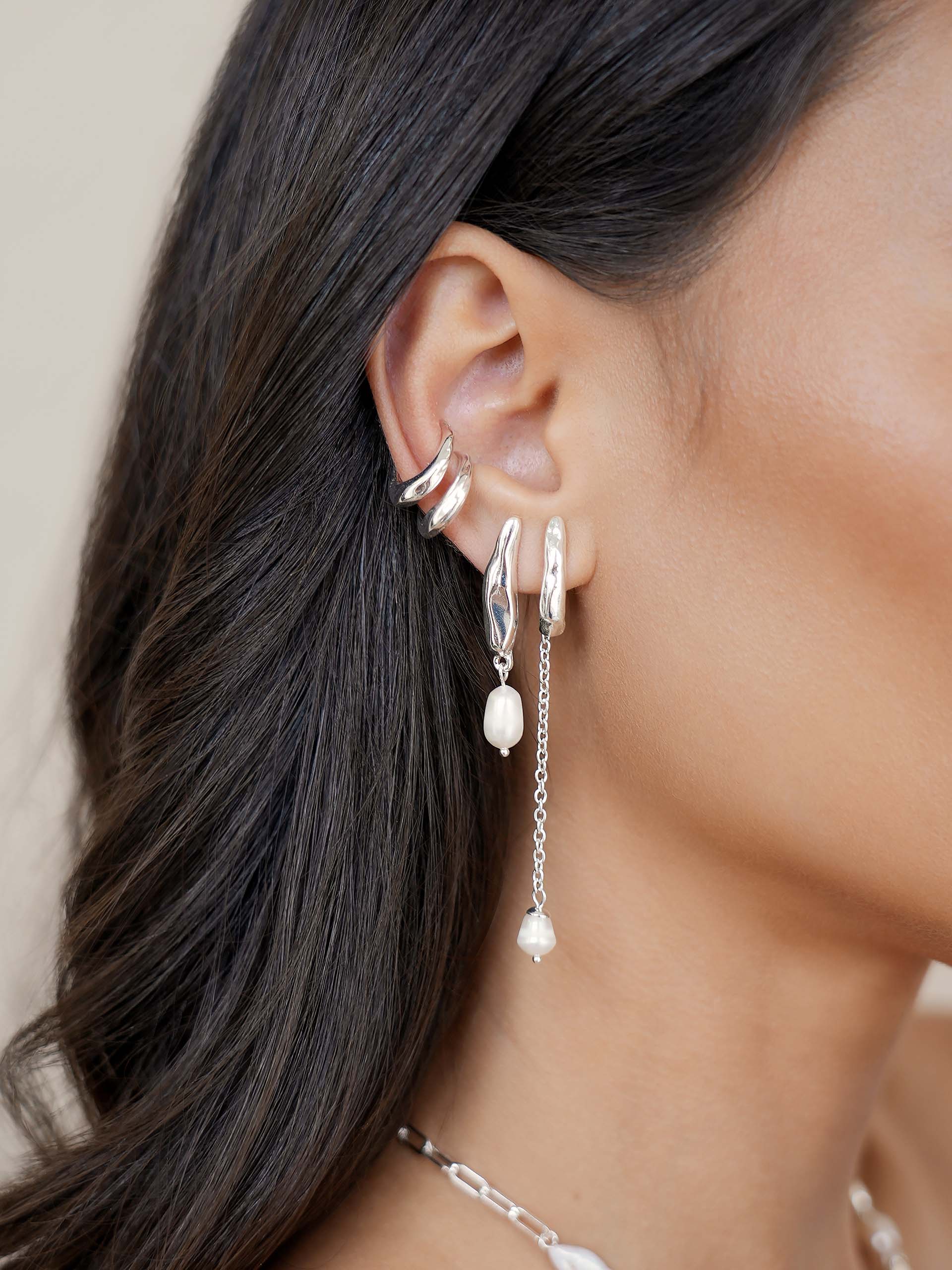 Linear Luxe Pearl Drop Earrings - Image 6