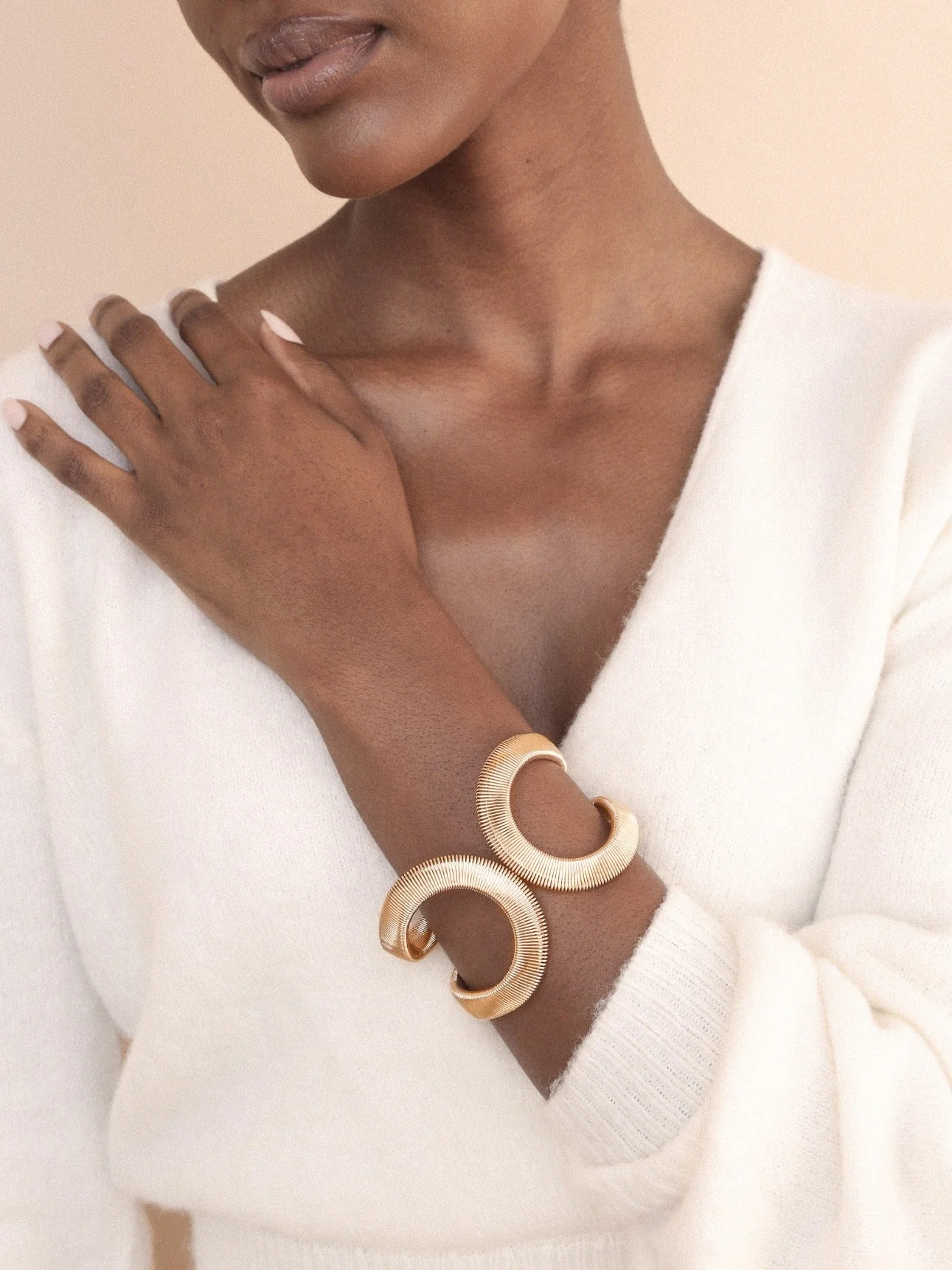 Abstract Flex Cuff - Image 4