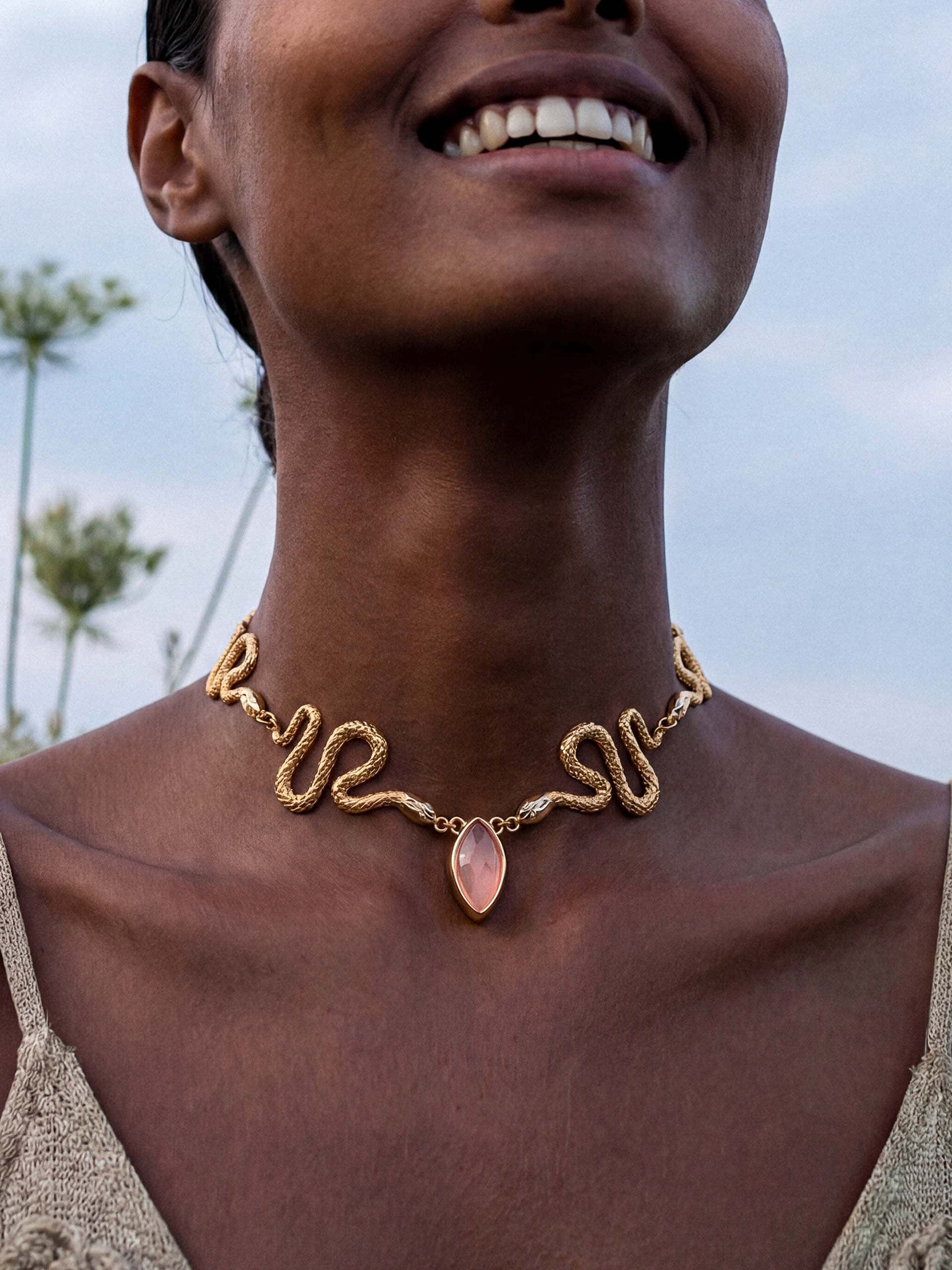 Mother of Pearl Serpentina Snake Choker - Image 8