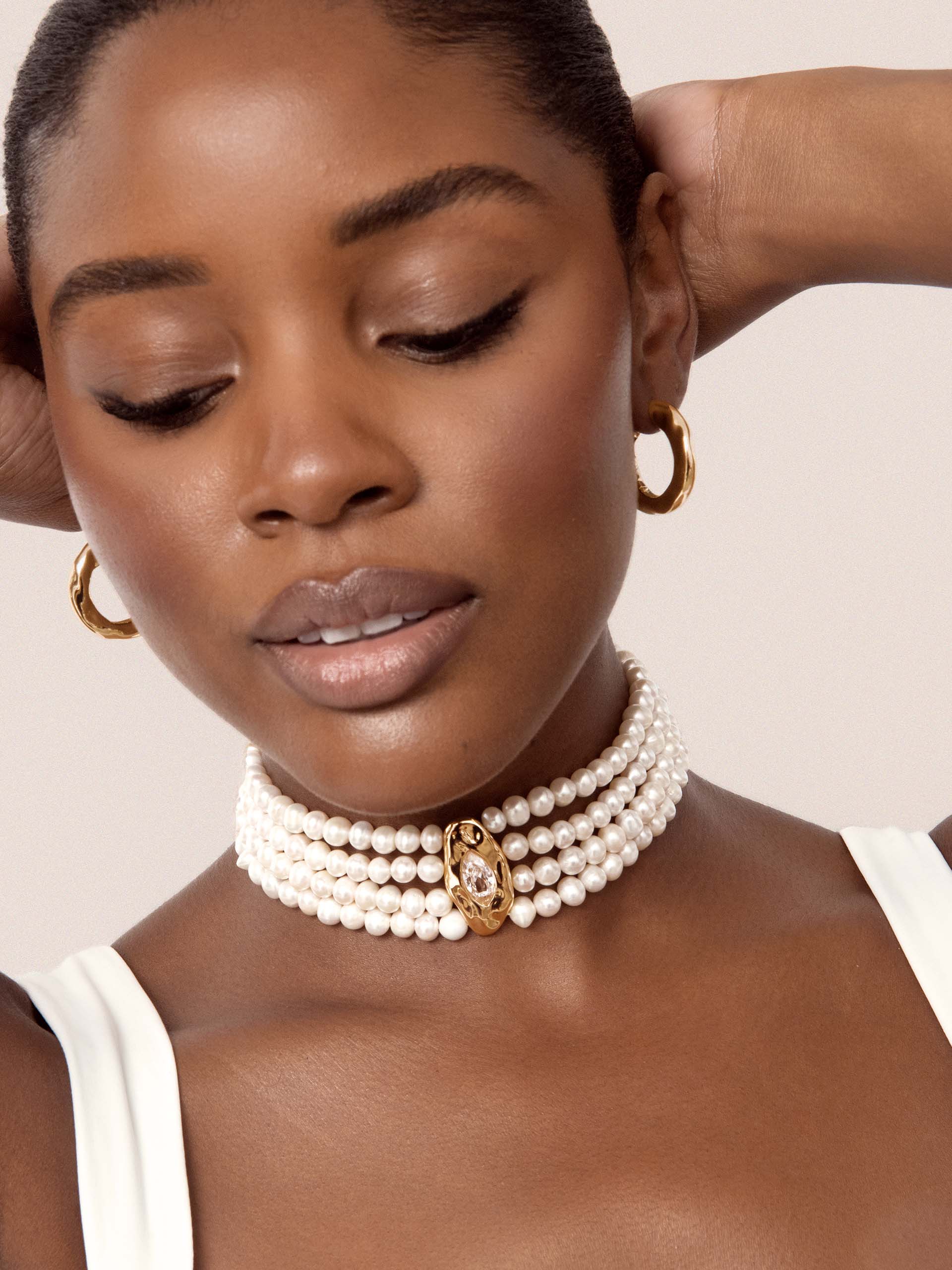 Freshwater Pearl Luxe Choker - Image 3