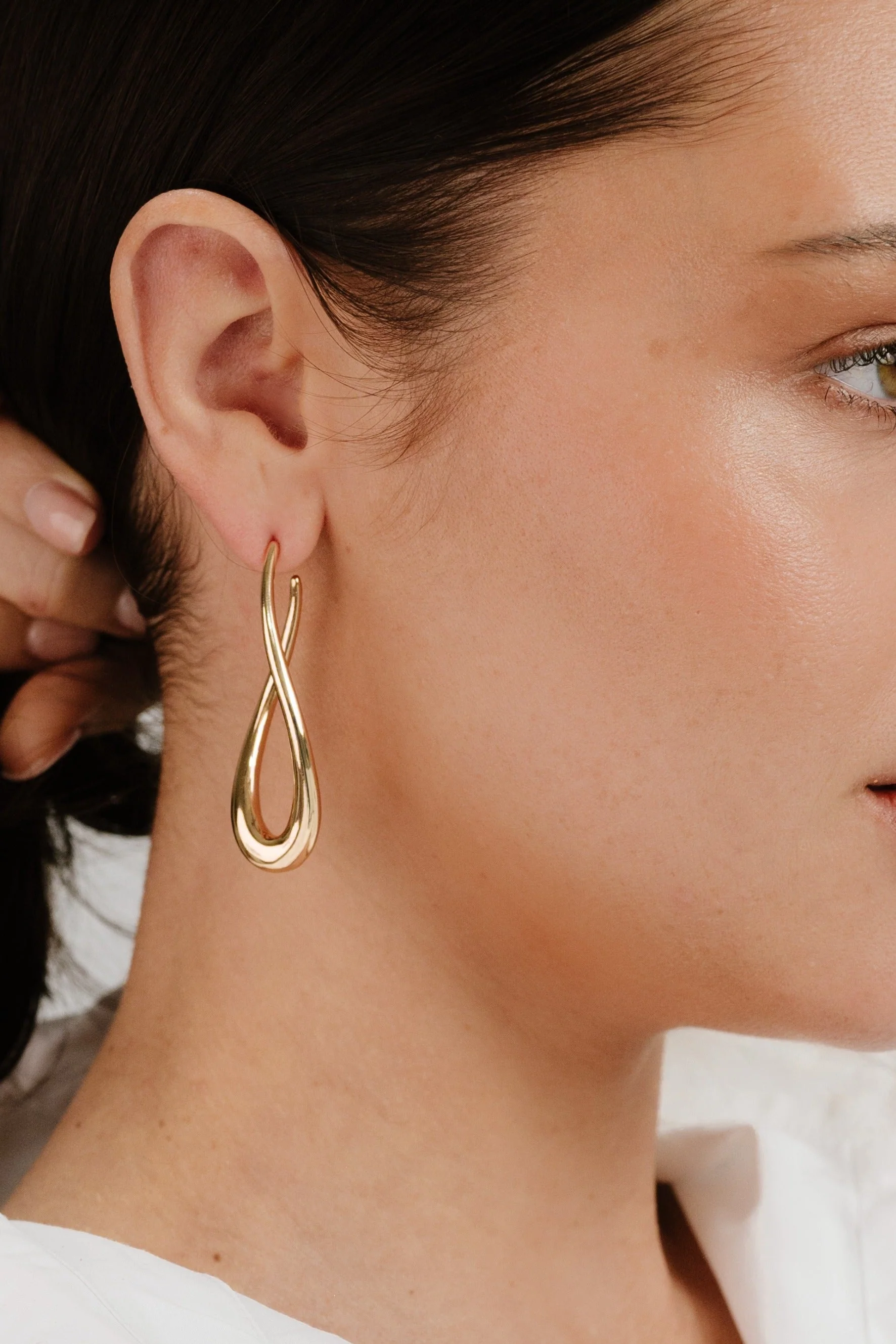 Oblong Abstract Hoop Earring - Image 5