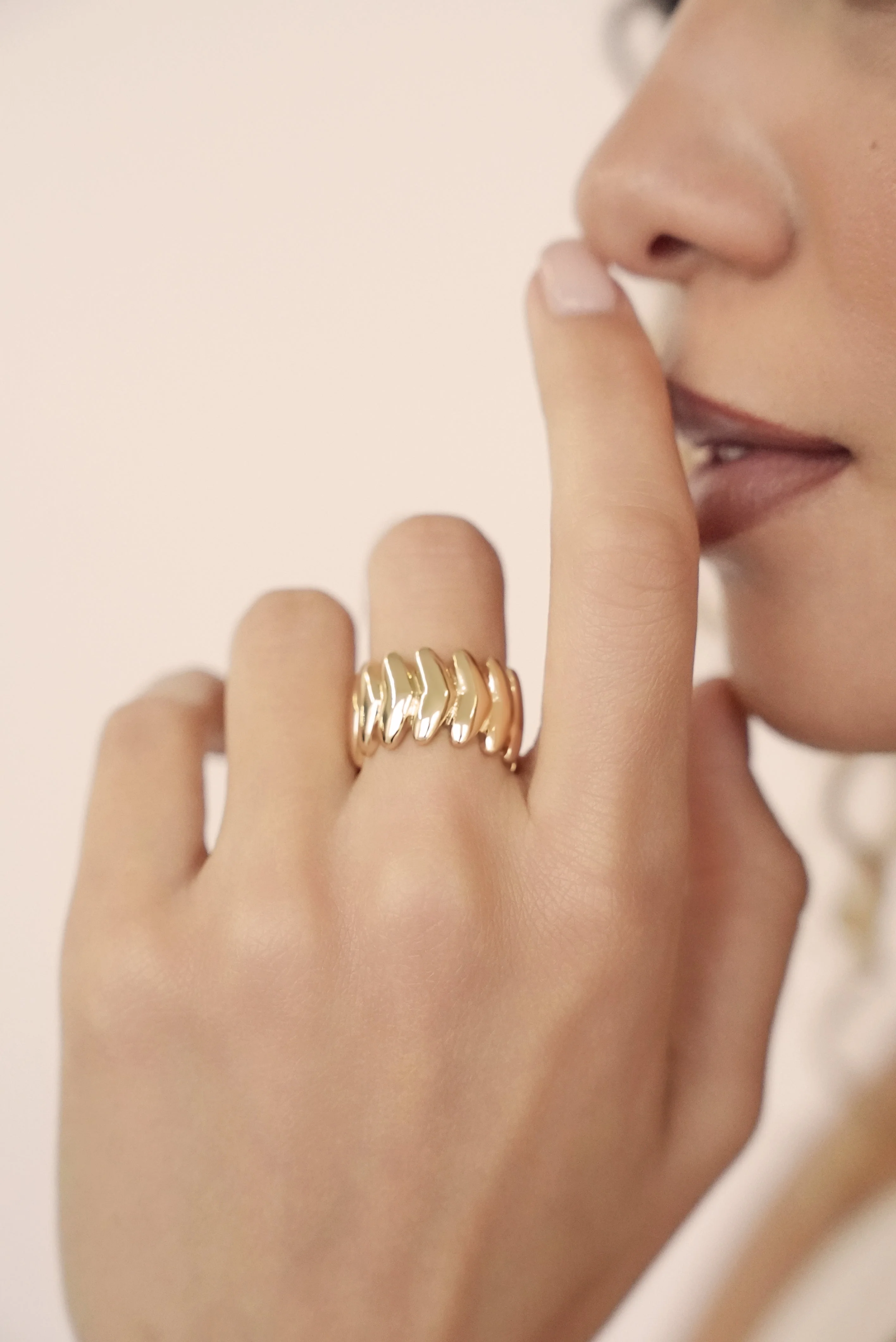 Metal Moderna Ring - Image 2