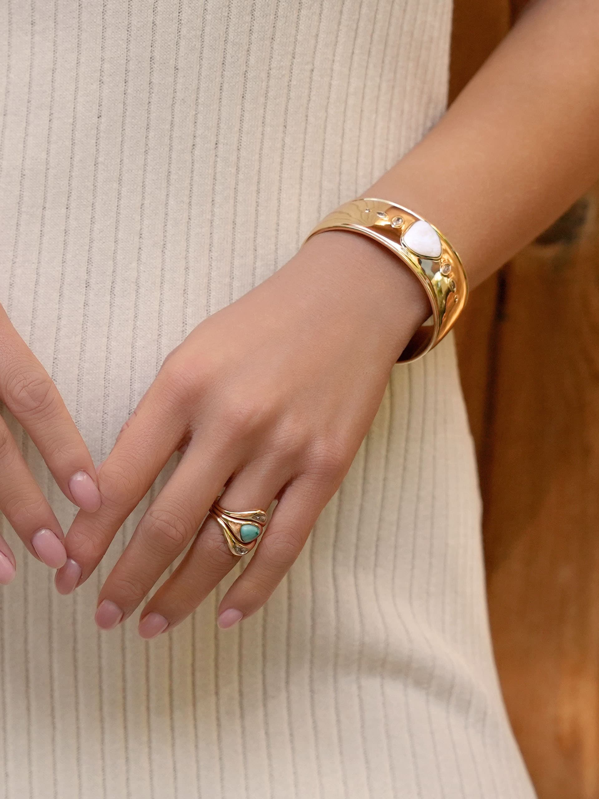 Solstice Thick Cuff - Image 4