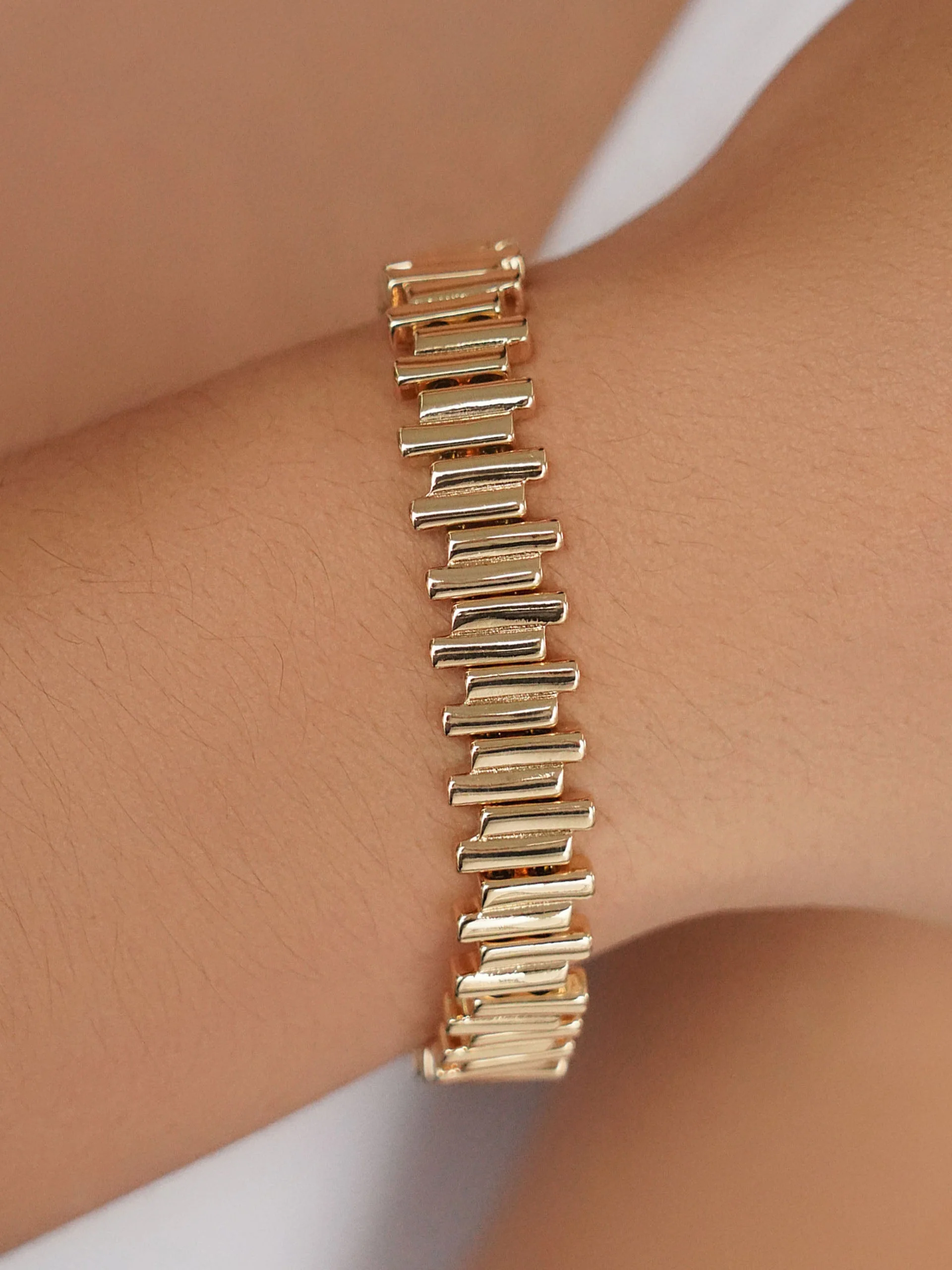 Everyday Link Bracelet - Image 4
