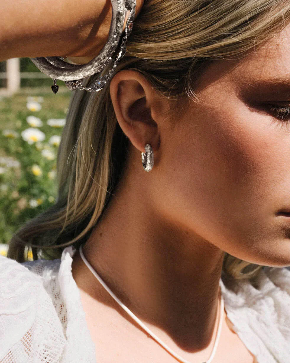 Jenny Medium Hoop Earrings in Silver - Image 4