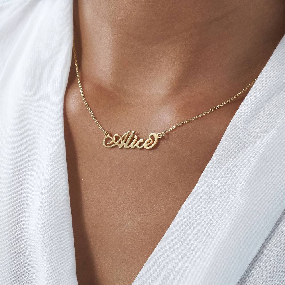 Small Carrie Name Necklace in Gold Plating - Image 4