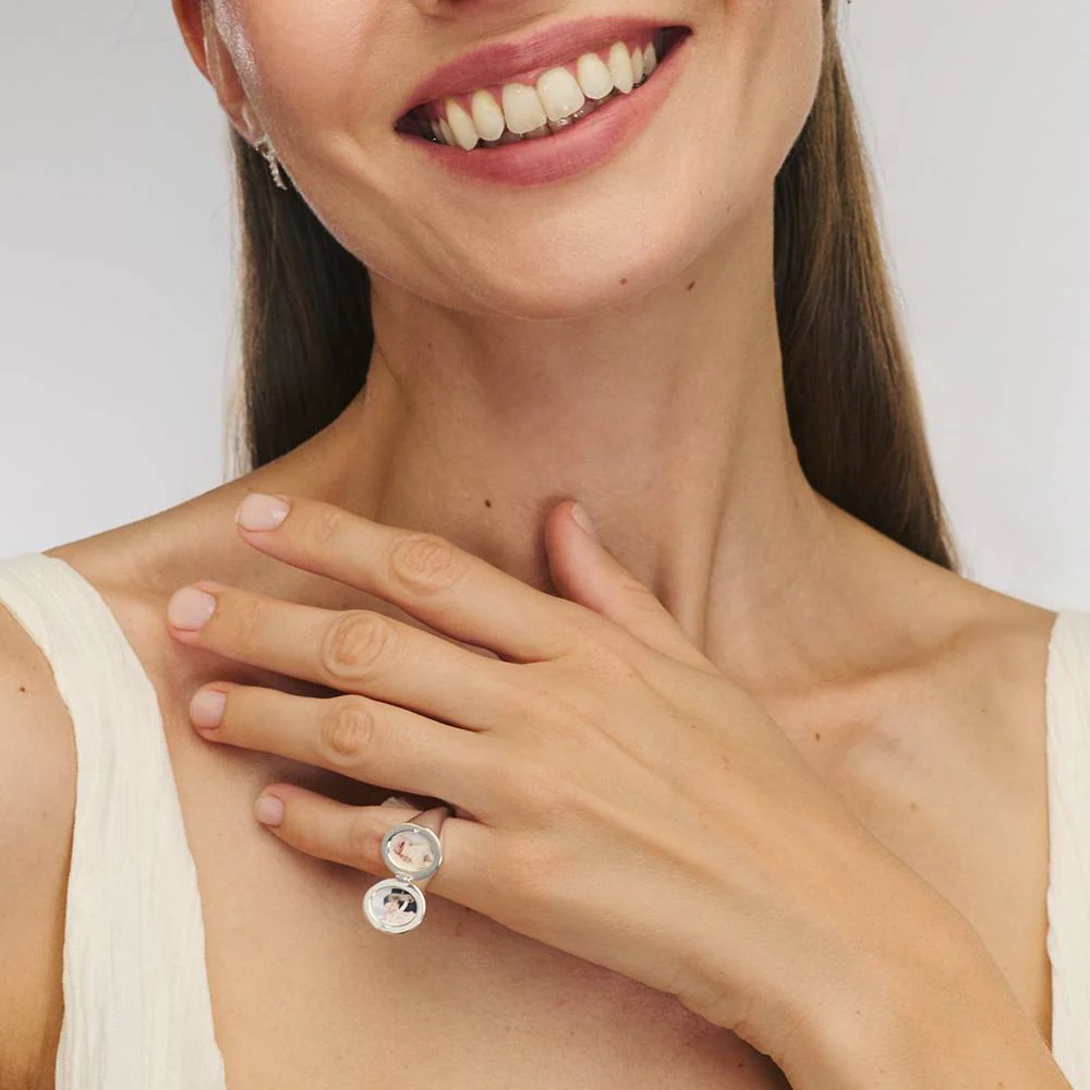 Forever Yours Initial Photo Pinky Ring in Silver Finish - Image ring - Image 5