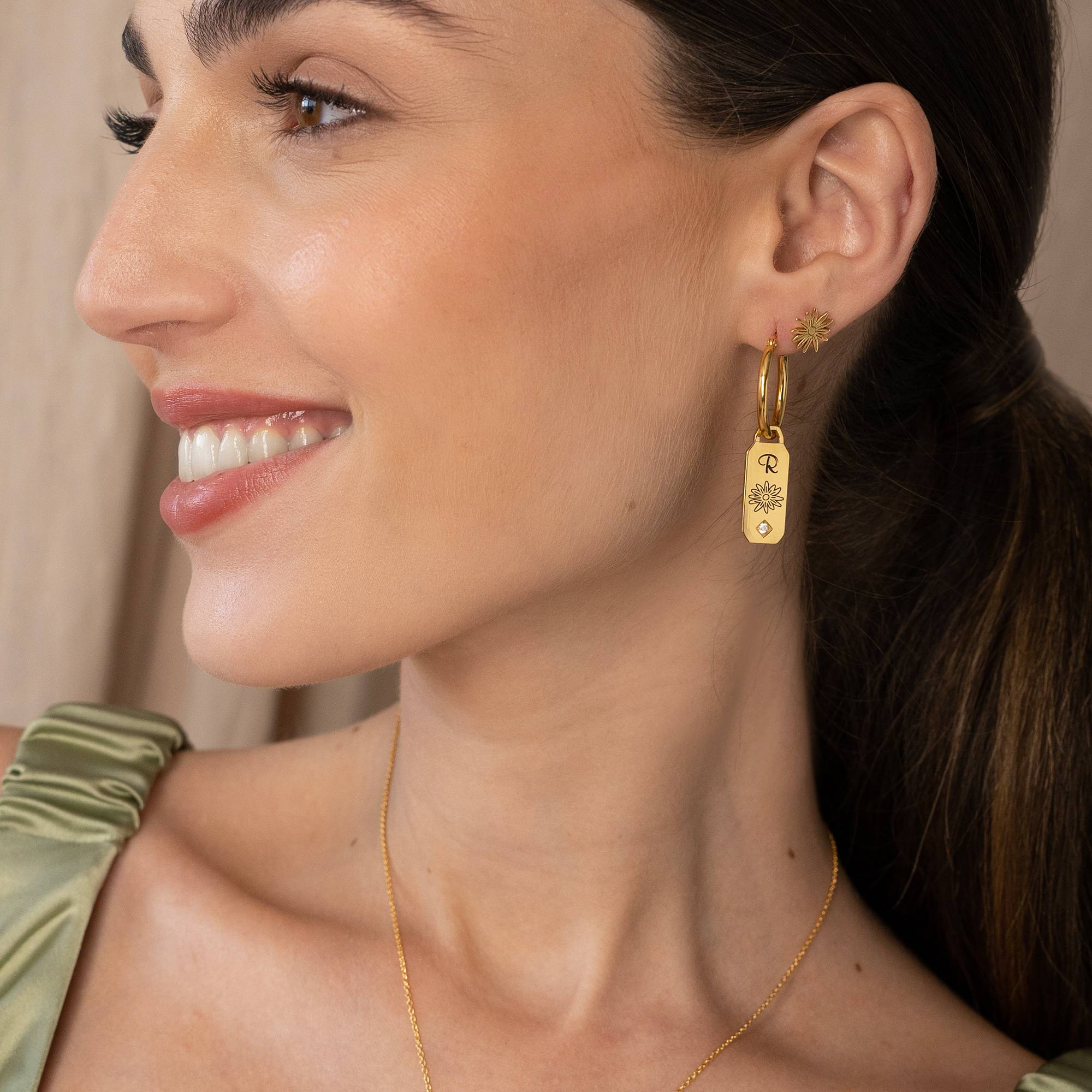 Blooming Birth Flower Stud Earrings in 18K Gold Plating - Image 3