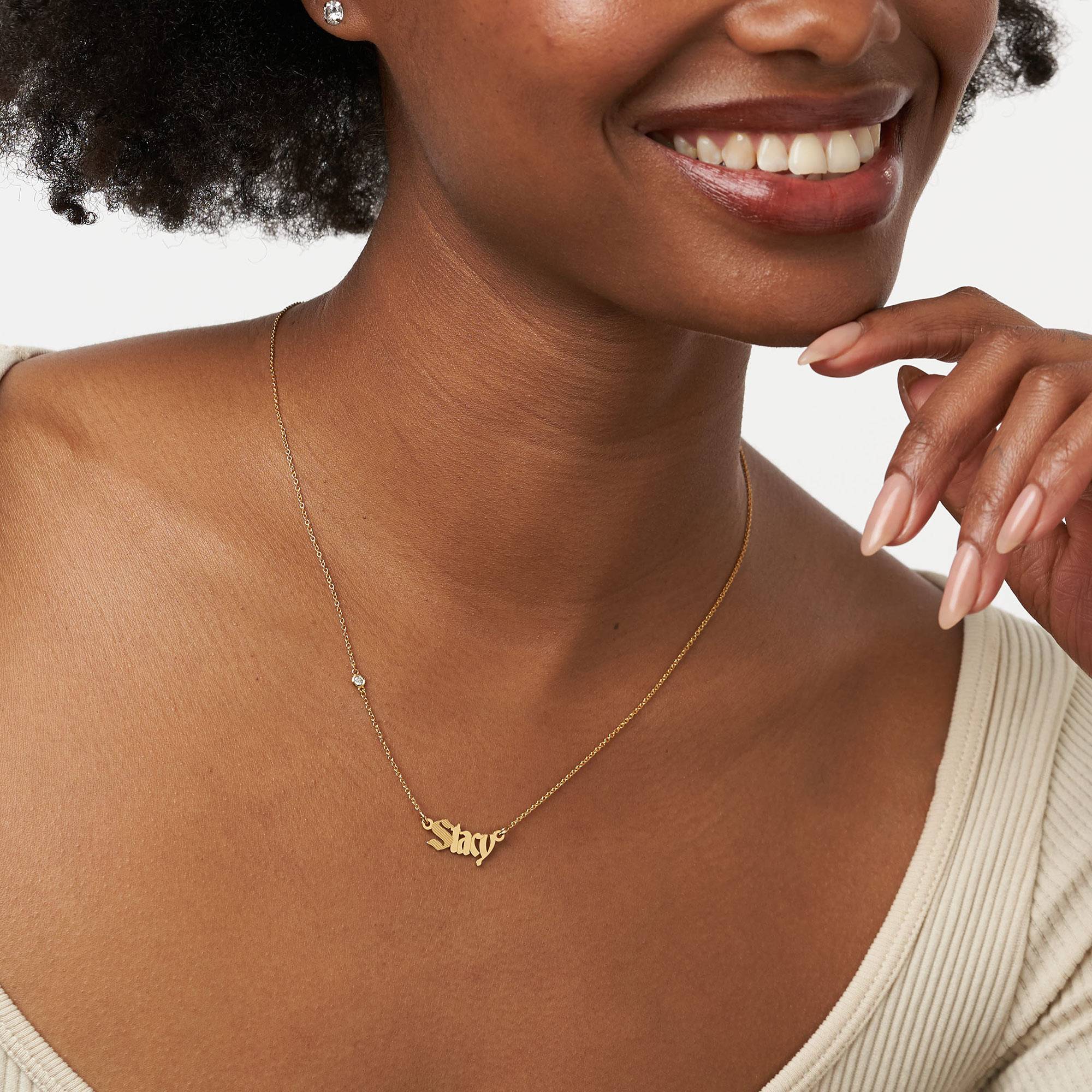 Wednesday Textured Gothic Name Necklace with Diamond in 18K Gold Plating - Image 3
