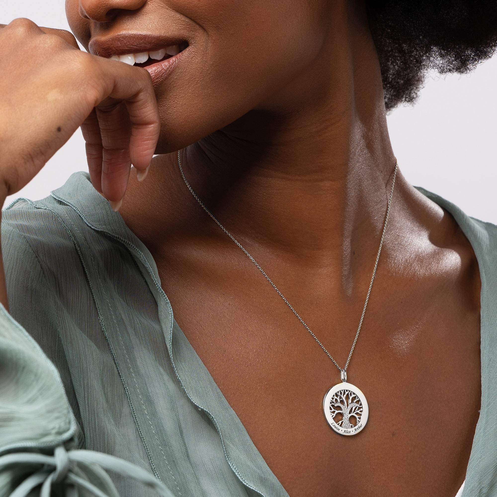 Family Tree Circle Necklace with Diamond in Sterling Silver - Image 2