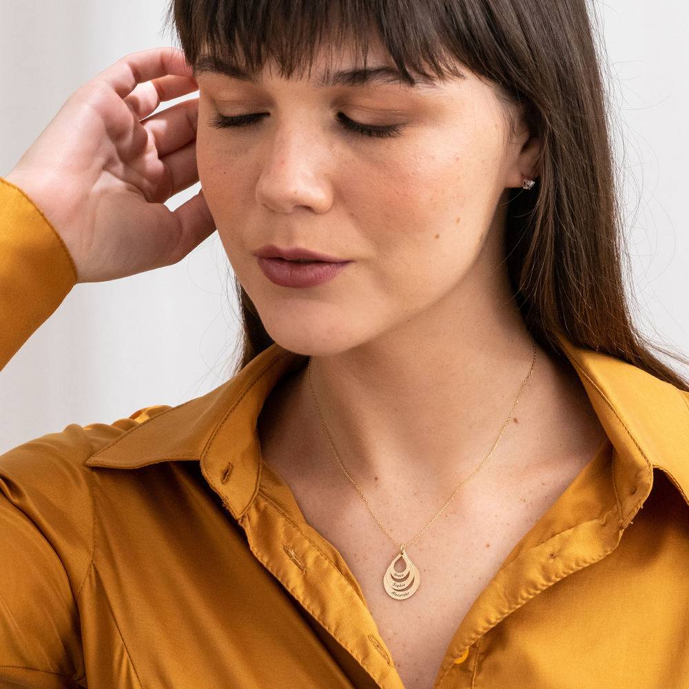 Great Gifts for Mom - Engraved Family Necklace Drop Shaped in Gold 10K - Image 2